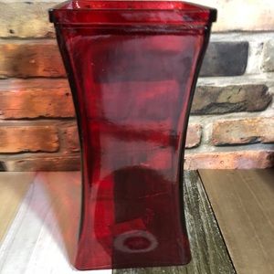 Ruby Red Collectible Clear SquareGlass Flower Vase